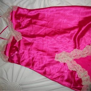 front and back photos of dress. never worn and in great condition!